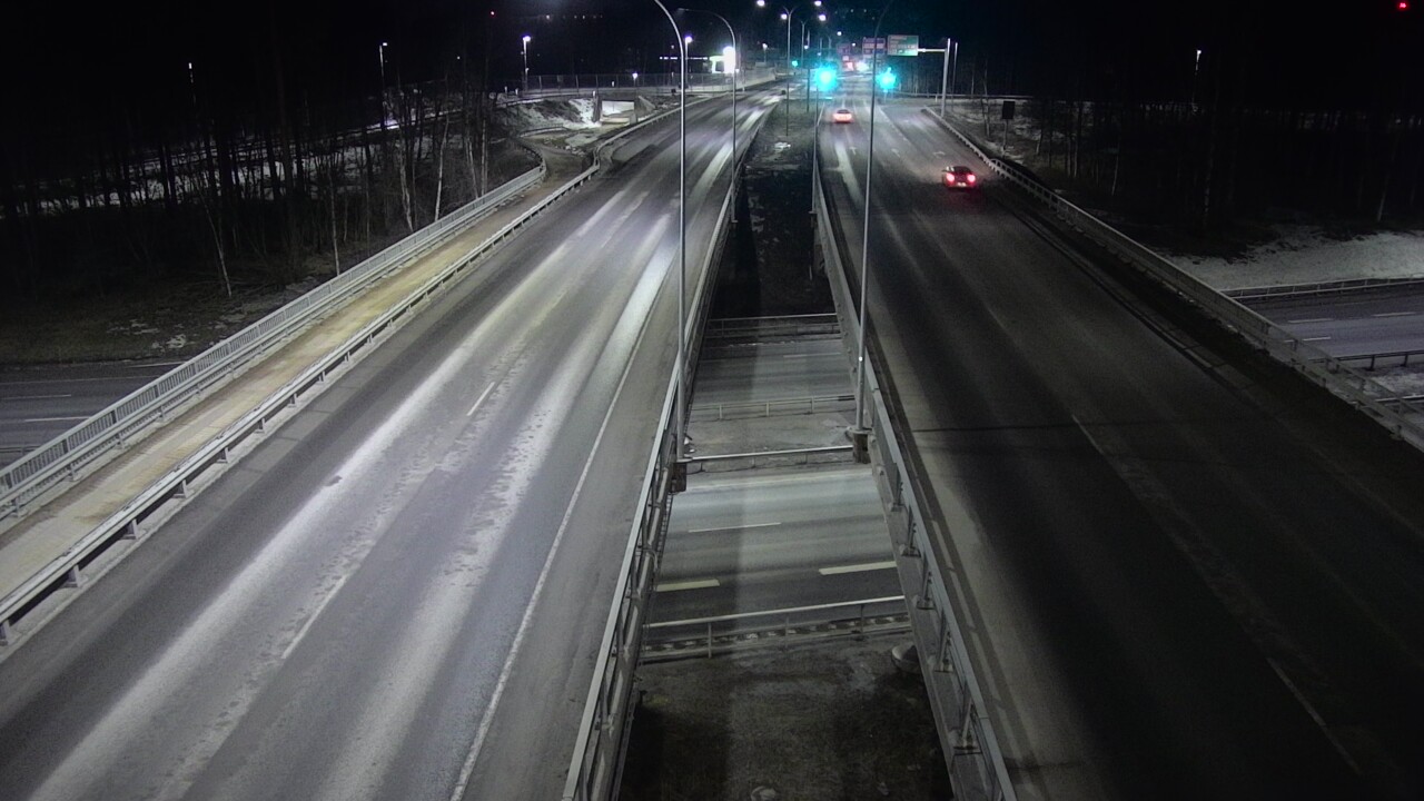 Weather Camera Image Road 4 Oulu, Laanila, Oulu, Pohjois-Pohjanmaa