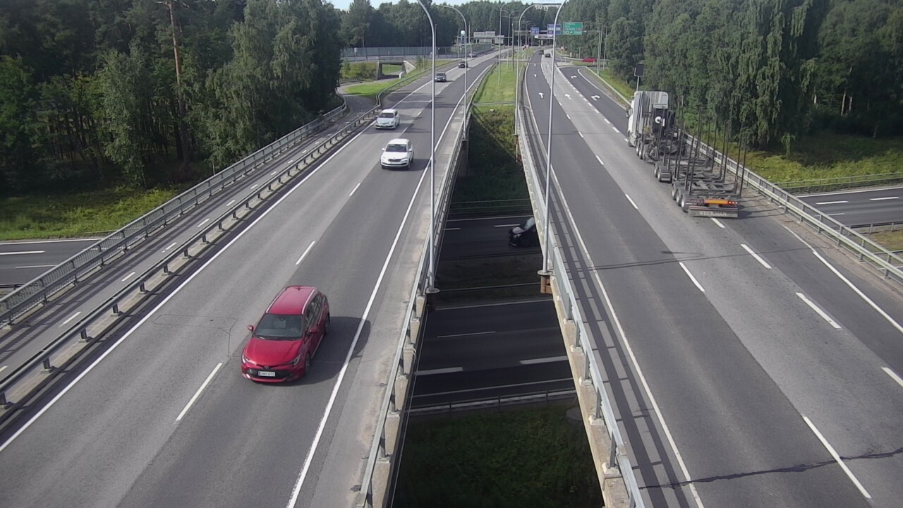 Weather Camera Image Väg 4 Uleåborg, Laanila, Oulu, Pohjois-Pohjanmaa