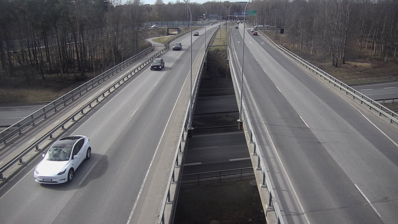 Weather Camera Image Väg 4 Uleåborg, Laanila, Oulu, Pohjois-Pohjanmaa