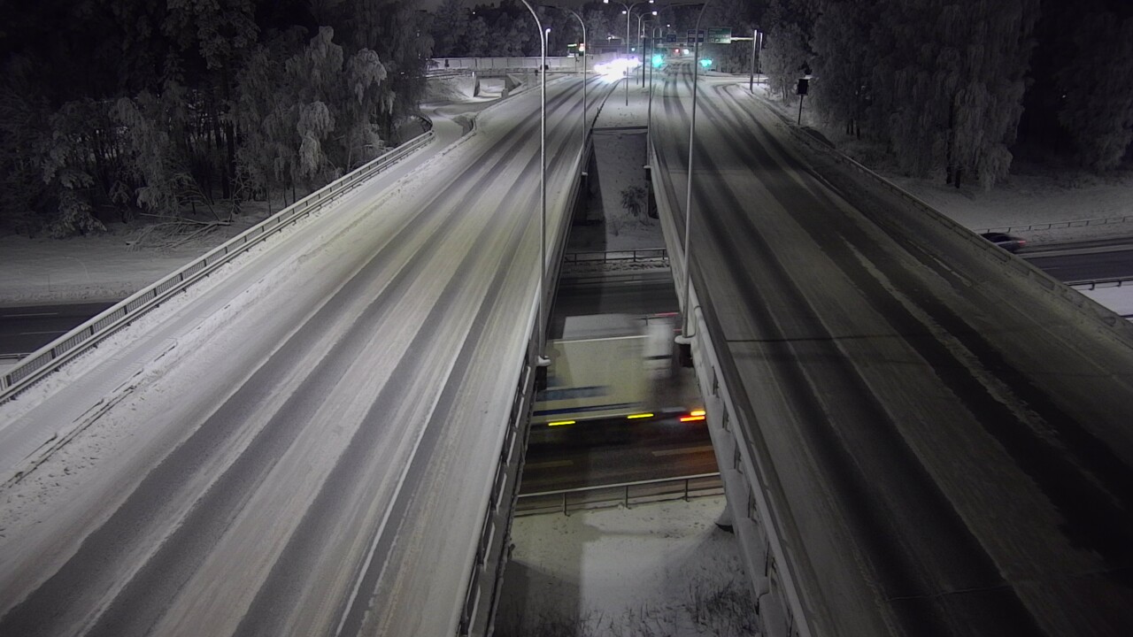 Weather Camera Image Väg 4 Uleåborg, Laanila, Oulu, Pohjois-Pohjanmaa