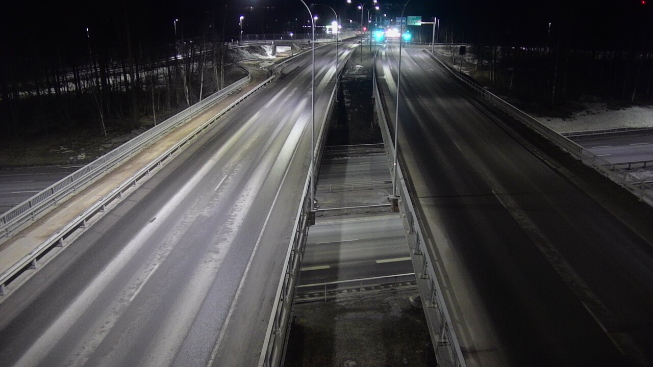 Weather Camera Image Road 4 Oulu, Laanila, Oulu, Pohjois-Pohjanmaa