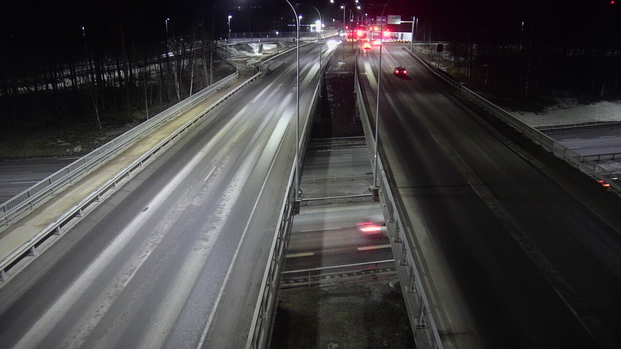 Weather Camera Image Road 4 Oulu, Laanila, Oulu, Pohjois-Pohjanmaa