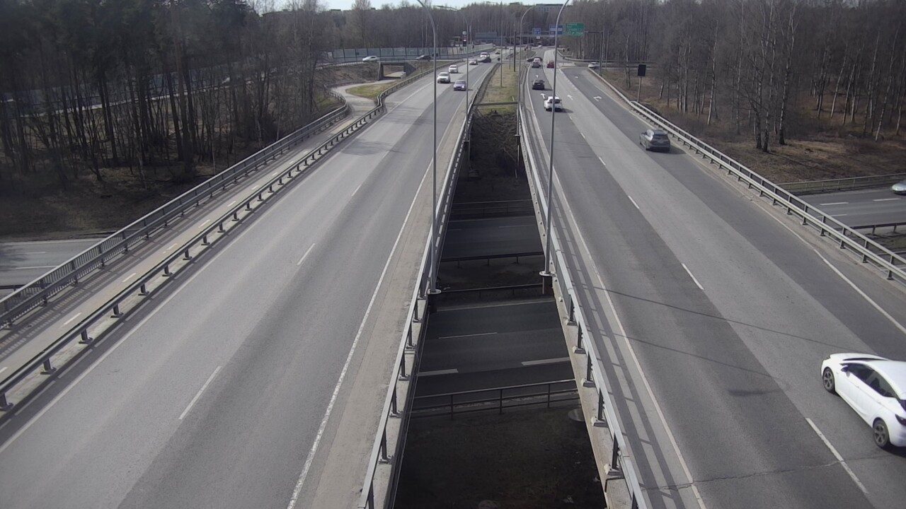 Weather Camera Image Väg 4 Uleåborg, Laanila, Oulu, Pohjois-Pohjanmaa