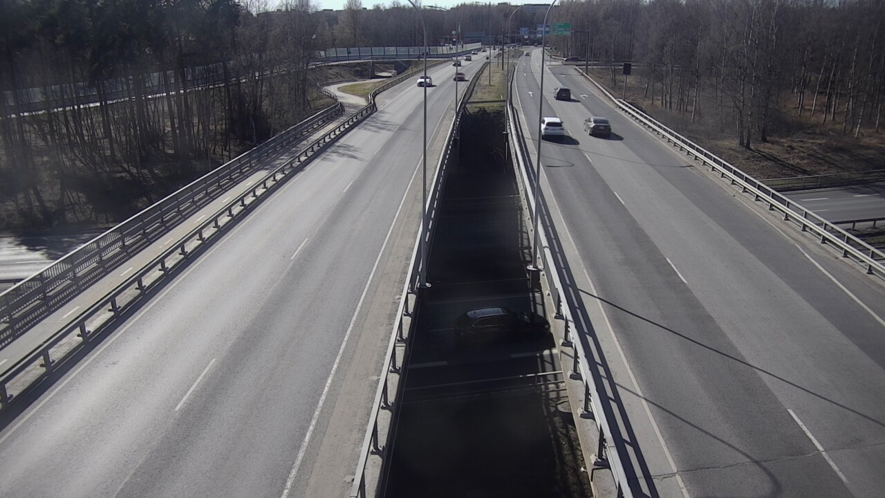 Weather Camera Image Väg 4 Uleåborg, Laanila, Oulu, Pohjois-Pohjanmaa