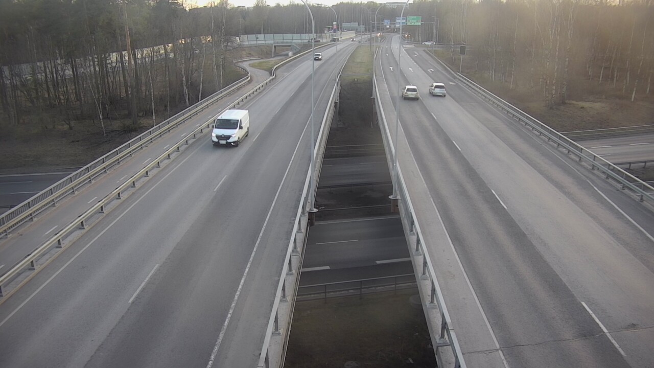 Weather Camera Image Väg 4 Uleåborg, Laanila, Oulu, Pohjois-Pohjanmaa