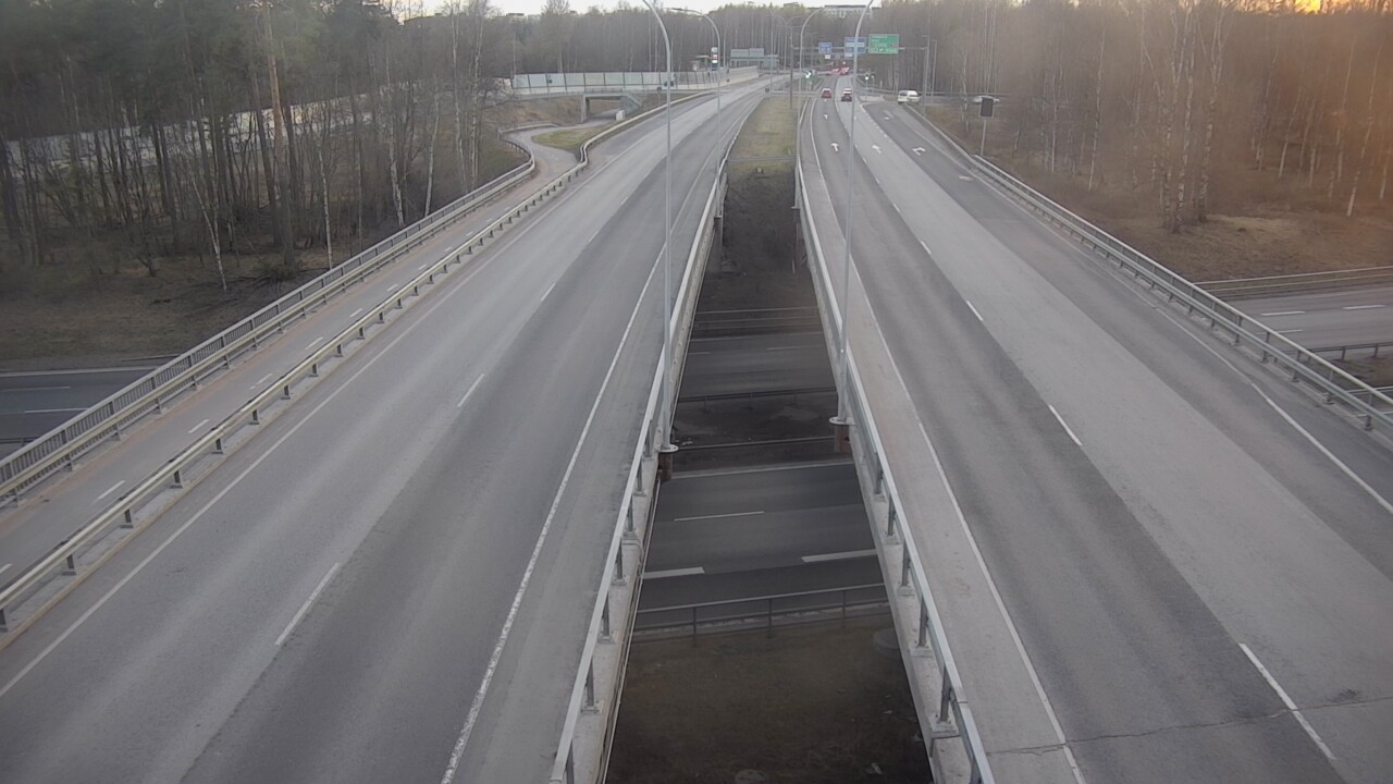 Weather Camera Image Väg 4 Uleåborg, Laanila, Oulu, Pohjois-Pohjanmaa
