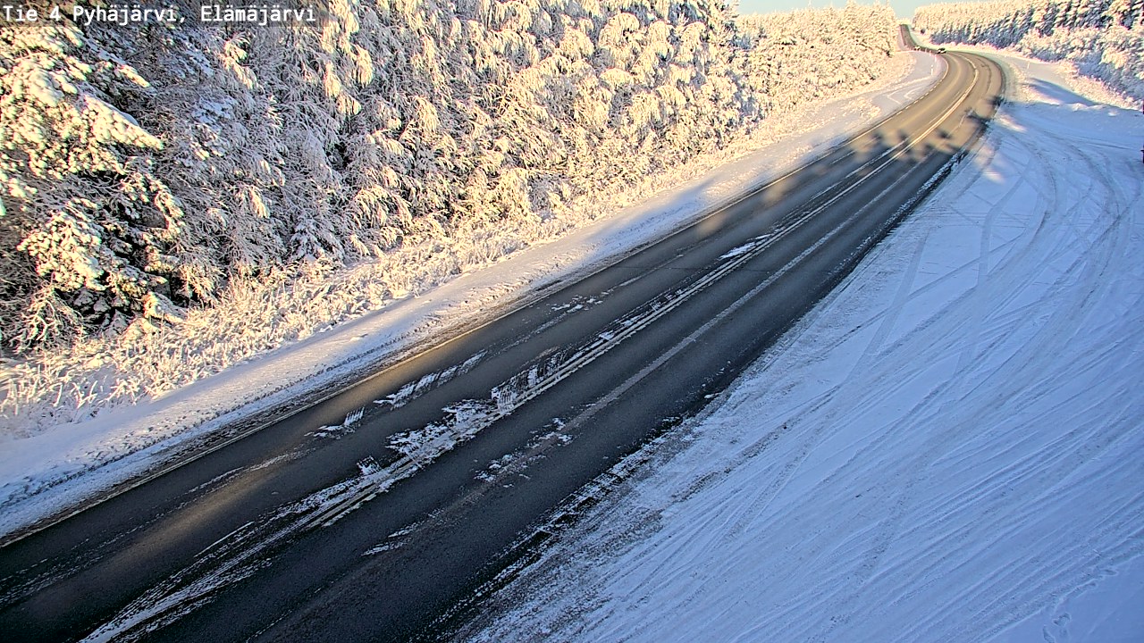 Weather Camera Image Road 4 Pyhäjärvi, Elämäjärvi, Pyhäjärvi, Pohjois-Pohjanmaa