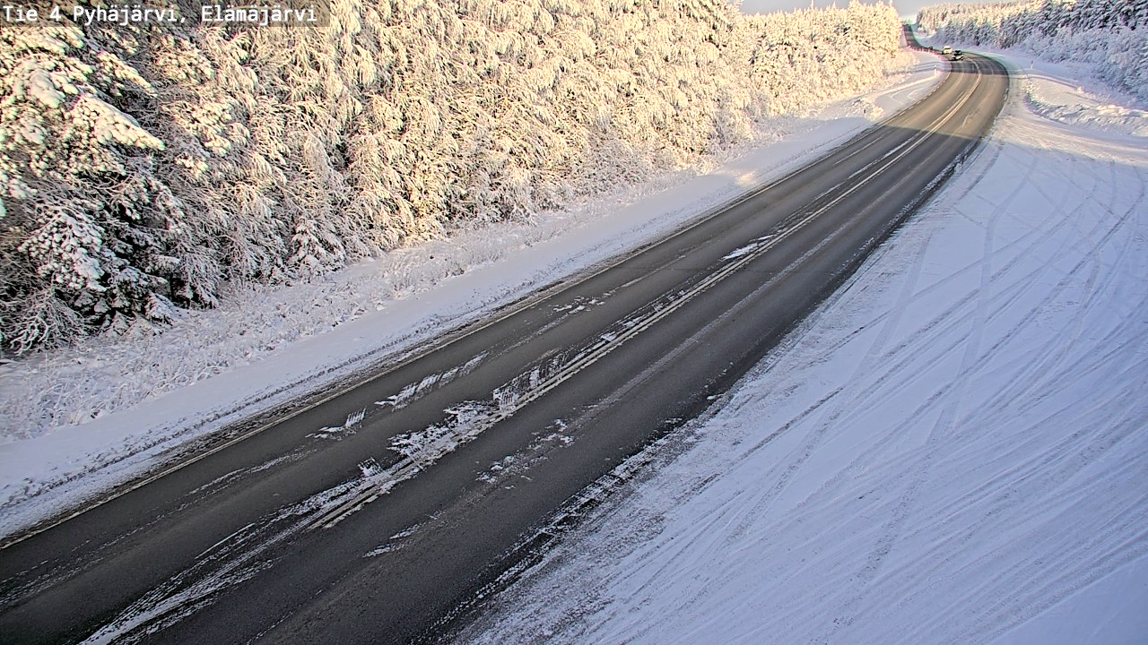 Weather Camera Image Road 4 Pyhäjärvi, Elämäjärvi, Pyhäjärvi, Pohjois-Pohjanmaa