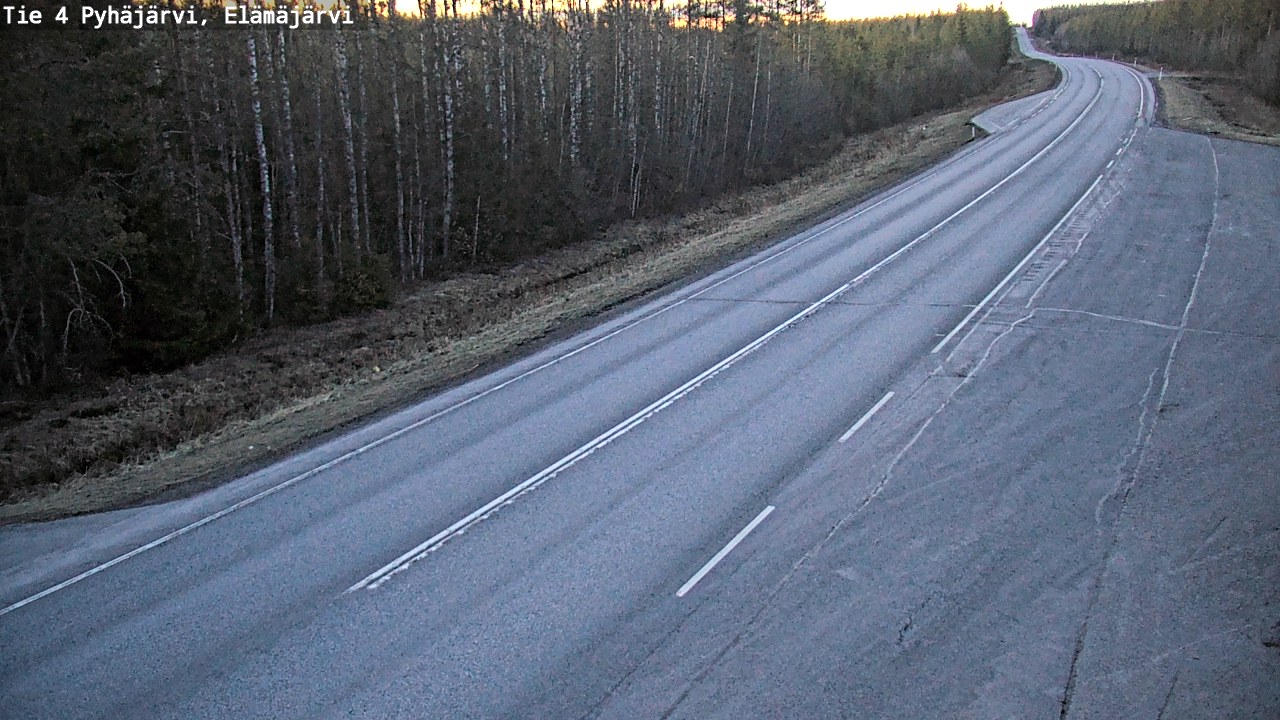 Weather Camera Image Road 4 Pyhäjärvi, Elämäjärvi, Pyhäjärvi, Pohjois-Pohjanmaa