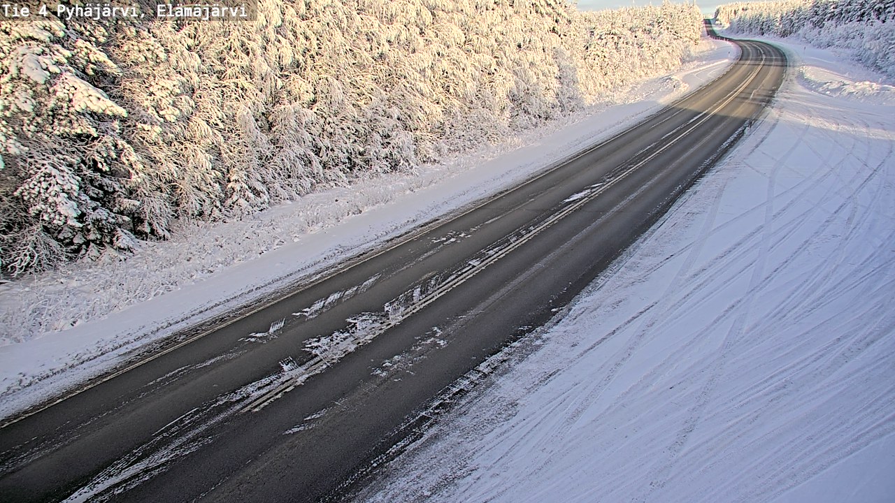 Weather Camera Image Road 4 Pyhäjärvi, Elämäjärvi, Pyhäjärvi, Pohjois-Pohjanmaa