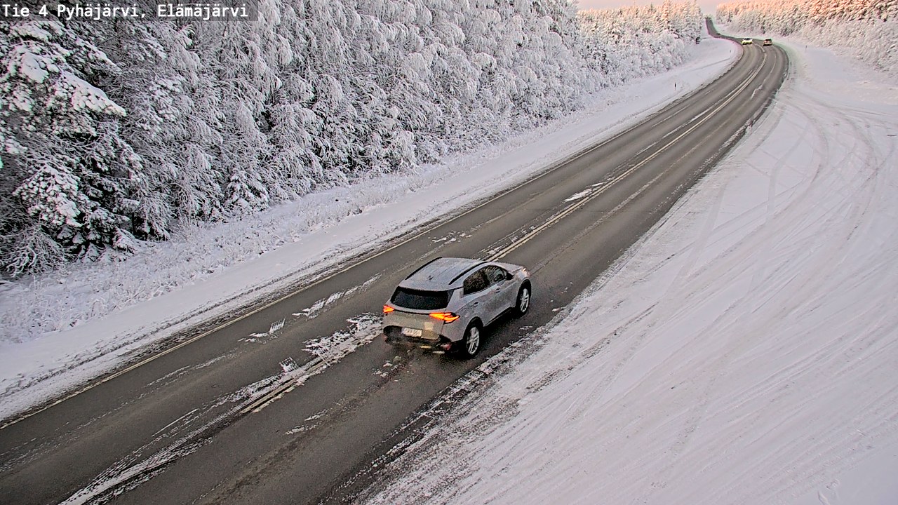 Weather Camera Image Road 4 Pyhäjärvi, Elämäjärvi, Pyhäjärvi, Pohjois-Pohjanmaa