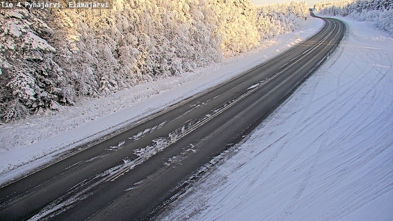 Weather Camera Image Road 4 Pyhäjärvi, Elämäjärvi, Pyhäjärvi, Pohjois-Pohjanmaa