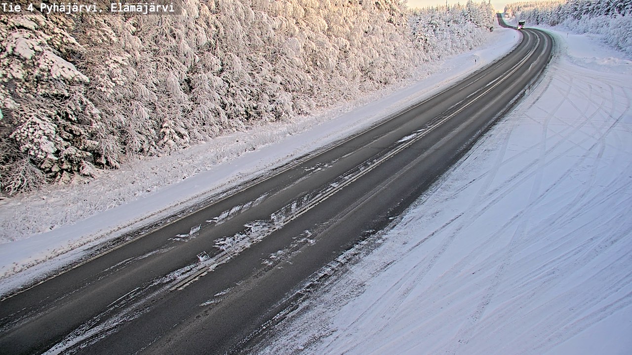 Weather Camera Image Road 4 Pyhäjärvi, Elämäjärvi, Pyhäjärvi, Pohjois-Pohjanmaa