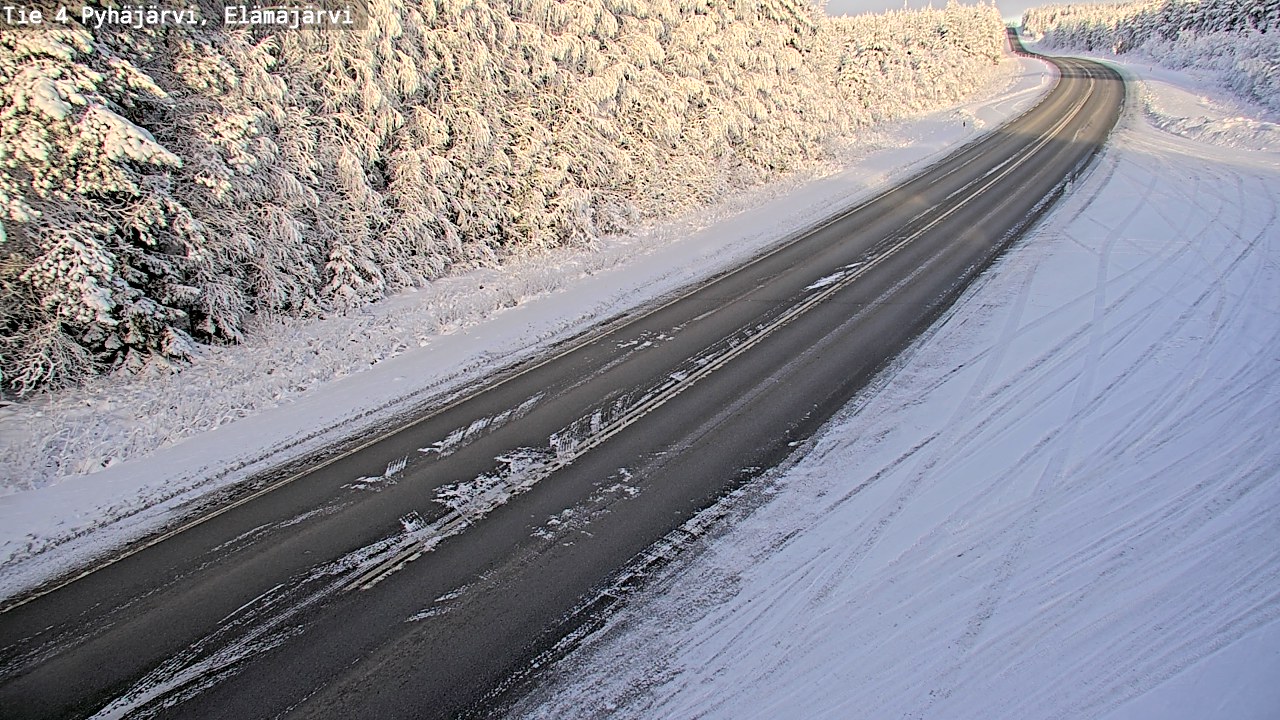 Weather Camera Image Road 4 Pyhäjärvi, Elämäjärvi, Pyhäjärvi, Pohjois-Pohjanmaa
