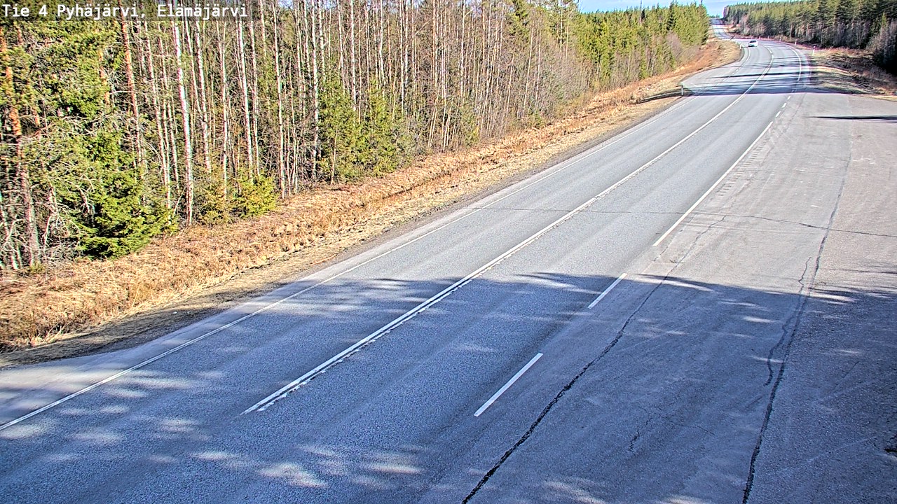 Weather Camera Image Road 4 Pyhäjärvi, Elämäjärvi, Pyhäjärvi, Pohjois-Pohjanmaa