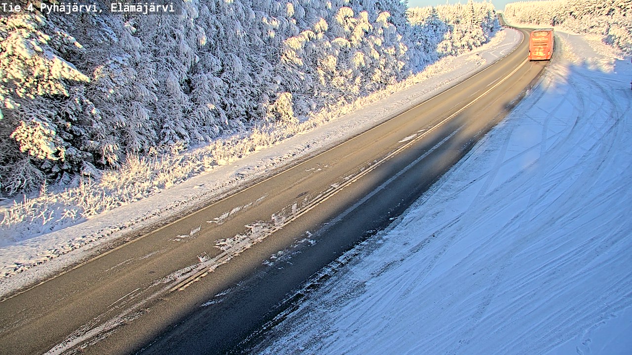 Weather Camera Image Road 4 Pyhäjärvi, Elämäjärvi, Pyhäjärvi, Pohjois-Pohjanmaa