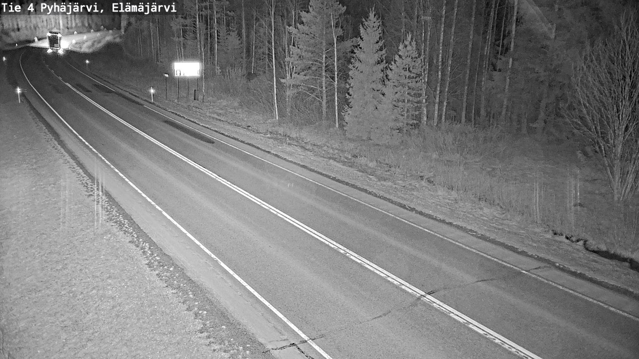 Weather Camera Image Road 4 Pyhäjärvi, Elämäjärvi, Pyhäjärvi, Pohjois-Pohjanmaa