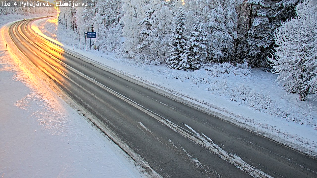 Weather Camera Image Road 4 Pyhäjärvi, Elämäjärvi, Pyhäjärvi, Pohjois-Pohjanmaa