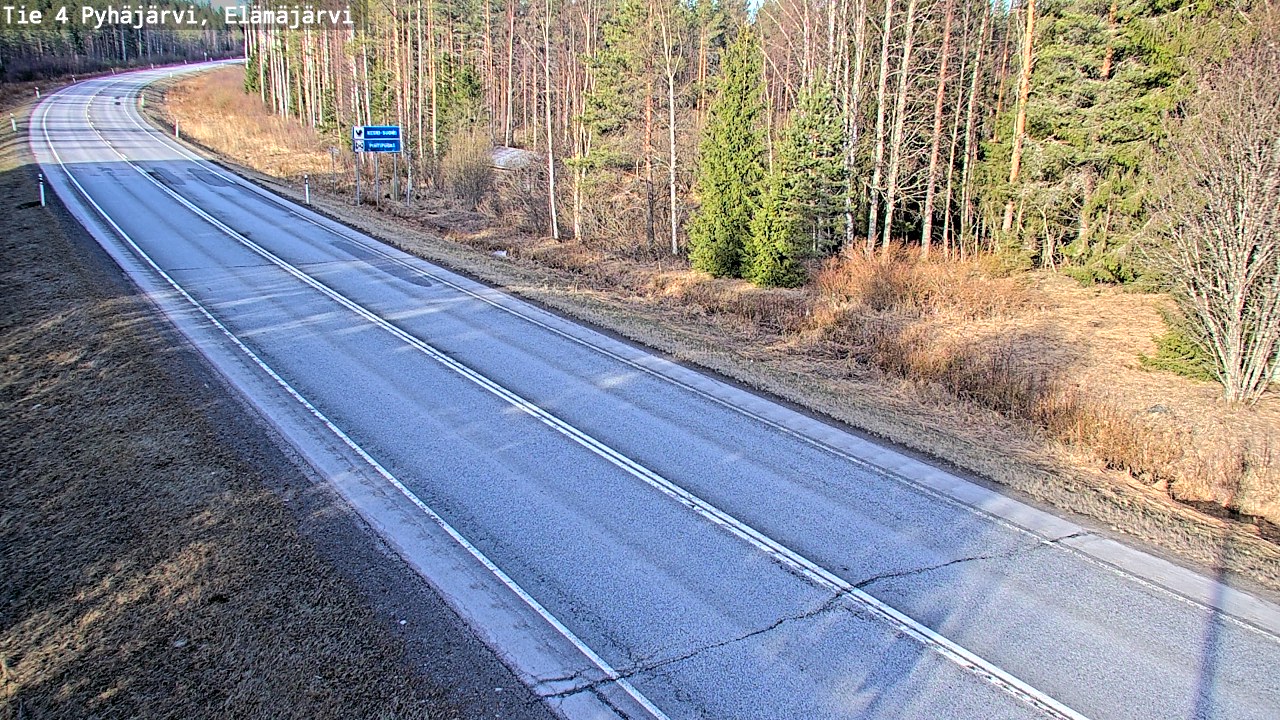 Weather Camera Image Road 4 Pyhäjärvi, Elämäjärvi, Pyhäjärvi, Pohjois-Pohjanmaa