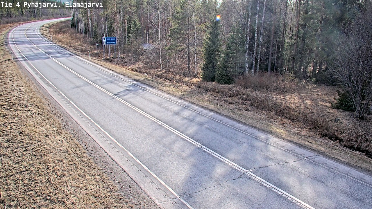 Weather Camera Image Road 4 Pyhäjärvi, Elämäjärvi, Pyhäjärvi, Pohjois-Pohjanmaa
