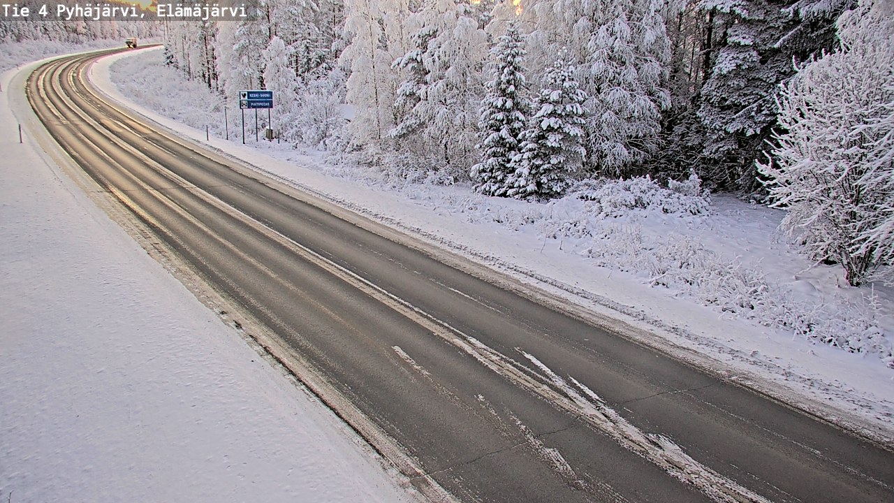 Weather Camera Image Road 4 Pyhäjärvi, Elämäjärvi, Pyhäjärvi, Pohjois-Pohjanmaa