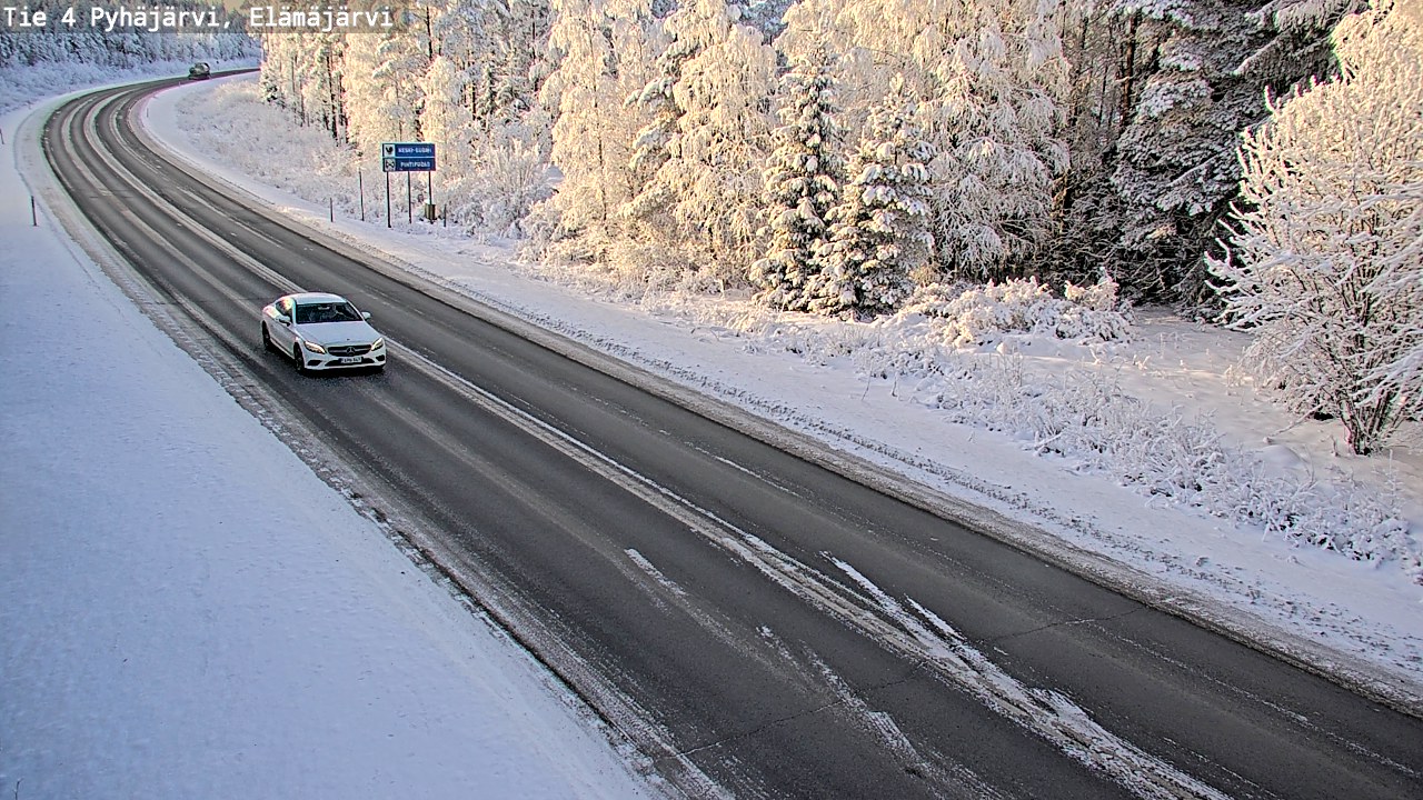 Weather Camera Image Road 4 Pyhäjärvi, Elämäjärvi, Pyhäjärvi, Pohjois-Pohjanmaa