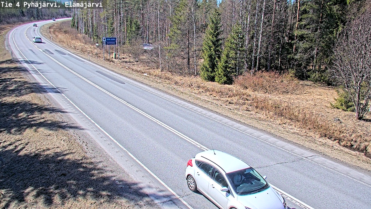 Weather Camera Image Road 4 Pyhäjärvi, Elämäjärvi, Pyhäjärvi, Pohjois-Pohjanmaa
