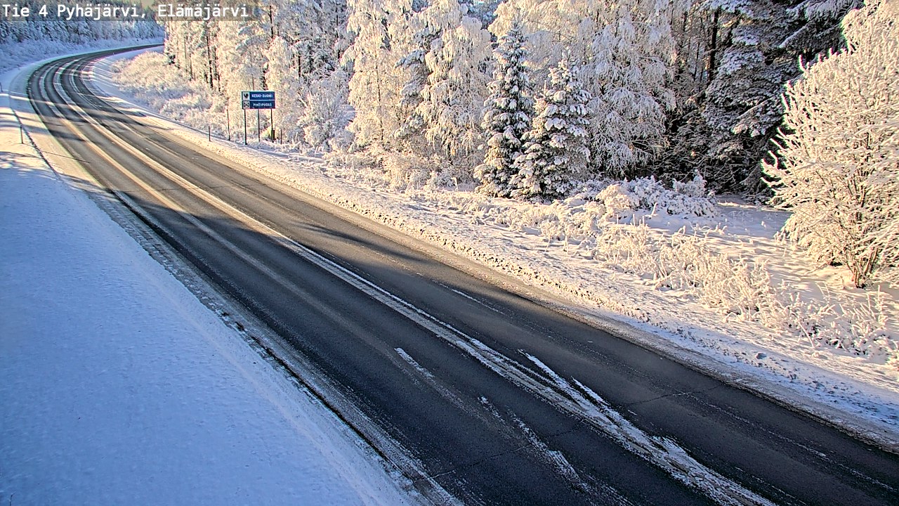 Weather Camera Image Road 4 Pyhäjärvi, Elämäjärvi, Pyhäjärvi, Pohjois-Pohjanmaa