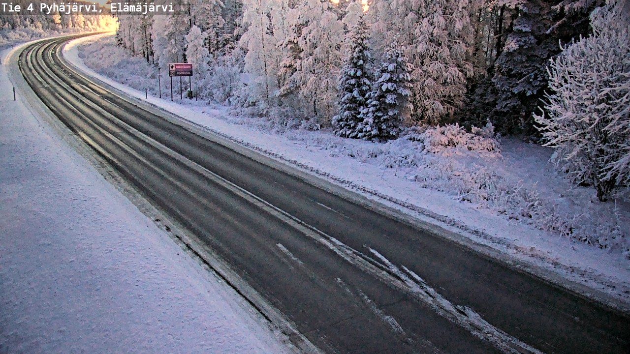 Weather Camera Image Road 4 Pyhäjärvi, Elämäjärvi, Pyhäjärvi, Pohjois-Pohjanmaa