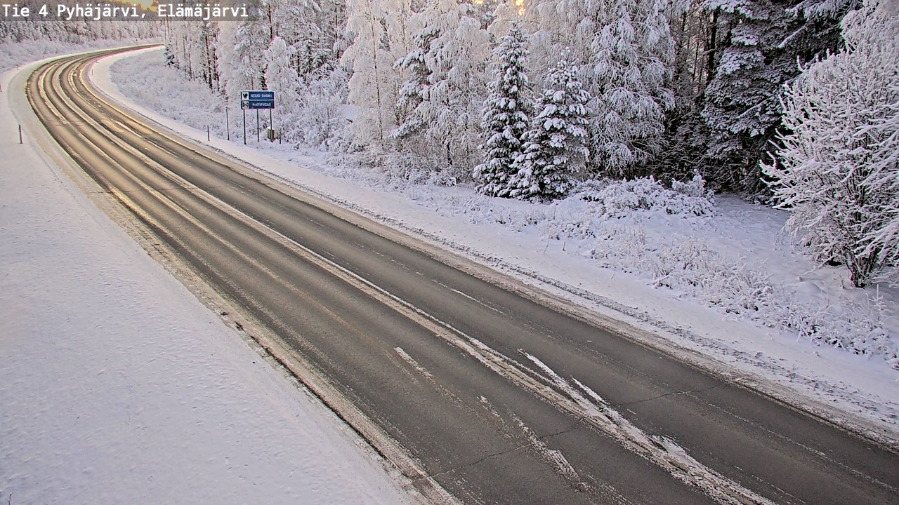 Weather Camera Image Road 4 Pyhäjärvi, Elämäjärvi, Pyhäjärvi, Pohjois-Pohjanmaa