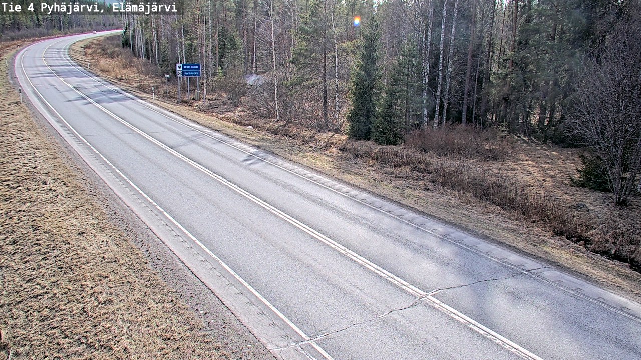 Weather Camera Image Road 4 Pyhäjärvi, Elämäjärvi, Pyhäjärvi, Pohjois-Pohjanmaa
