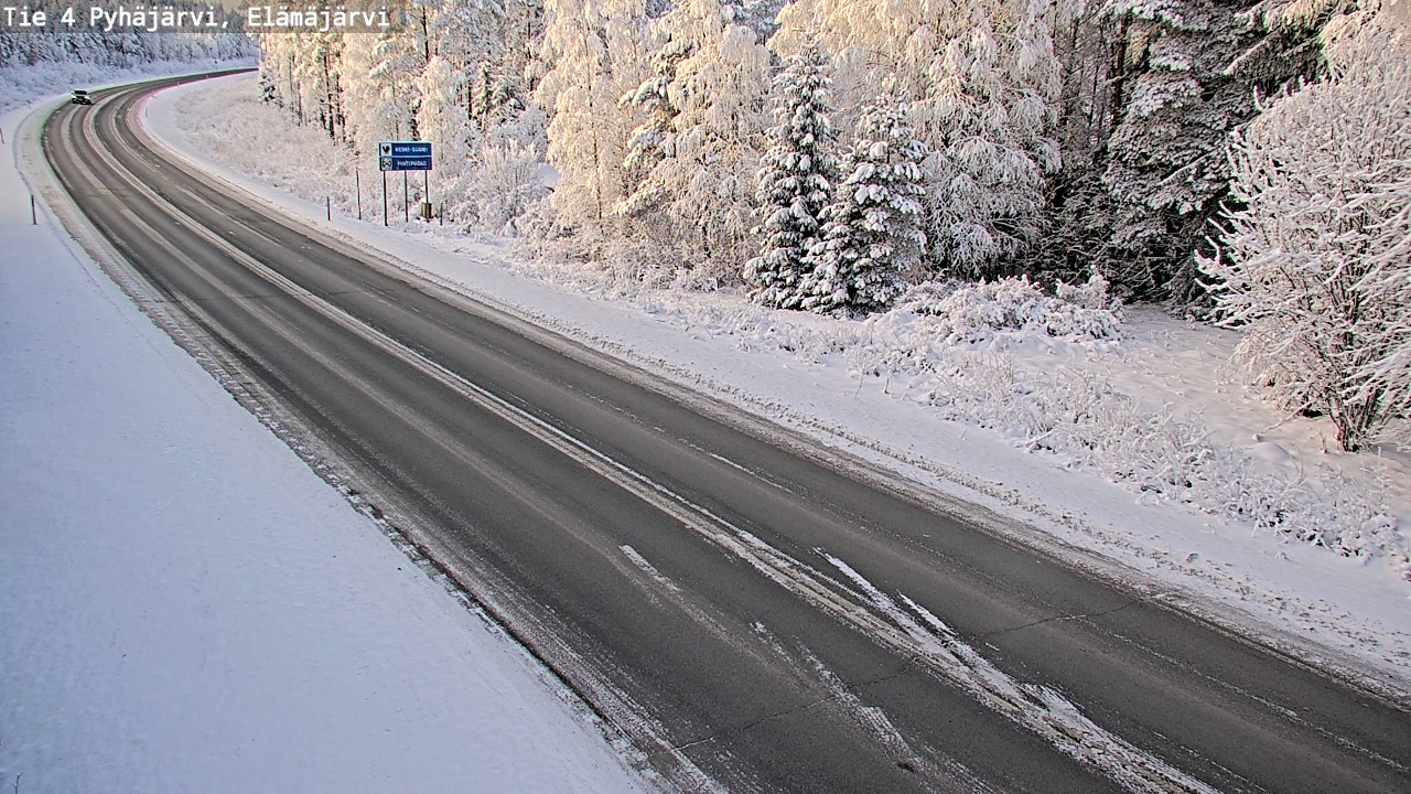 Weather Camera Image Road 4 Pyhäjärvi, Elämäjärvi, Pyhäjärvi, Pohjois-Pohjanmaa
