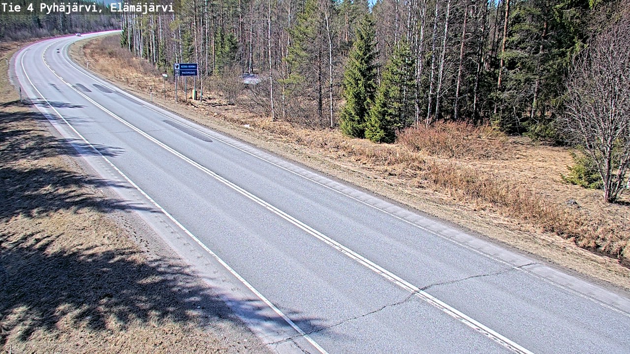 Weather Camera Image Road 4 Pyhäjärvi, Elämäjärvi, Pyhäjärvi, Pohjois-Pohjanmaa