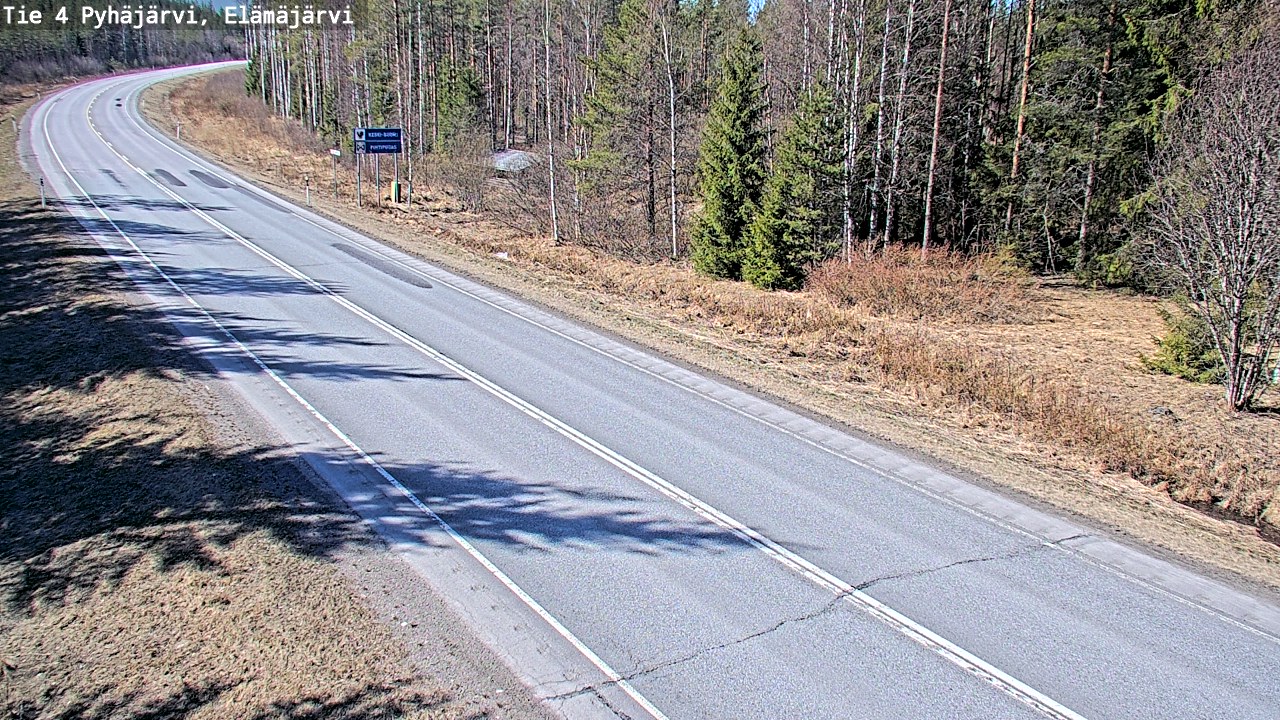 Weather Camera Image Road 4 Pyhäjärvi, Elämäjärvi, Pyhäjärvi, Pohjois-Pohjanmaa