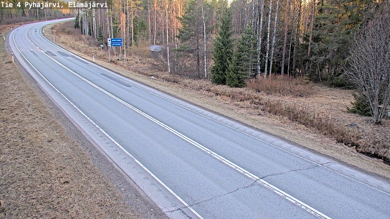 Weather Camera Image Road 4 Pyhäjärvi, Elämäjärvi, Pyhäjärvi, Pohjois-Pohjanmaa