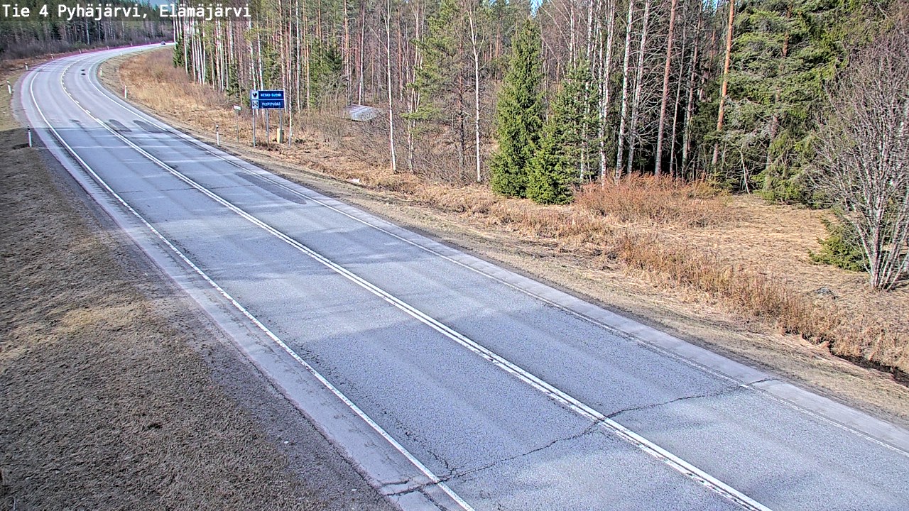 Weather Camera Image Road 4 Pyhäjärvi, Elämäjärvi, Pyhäjärvi, Pohjois-Pohjanmaa