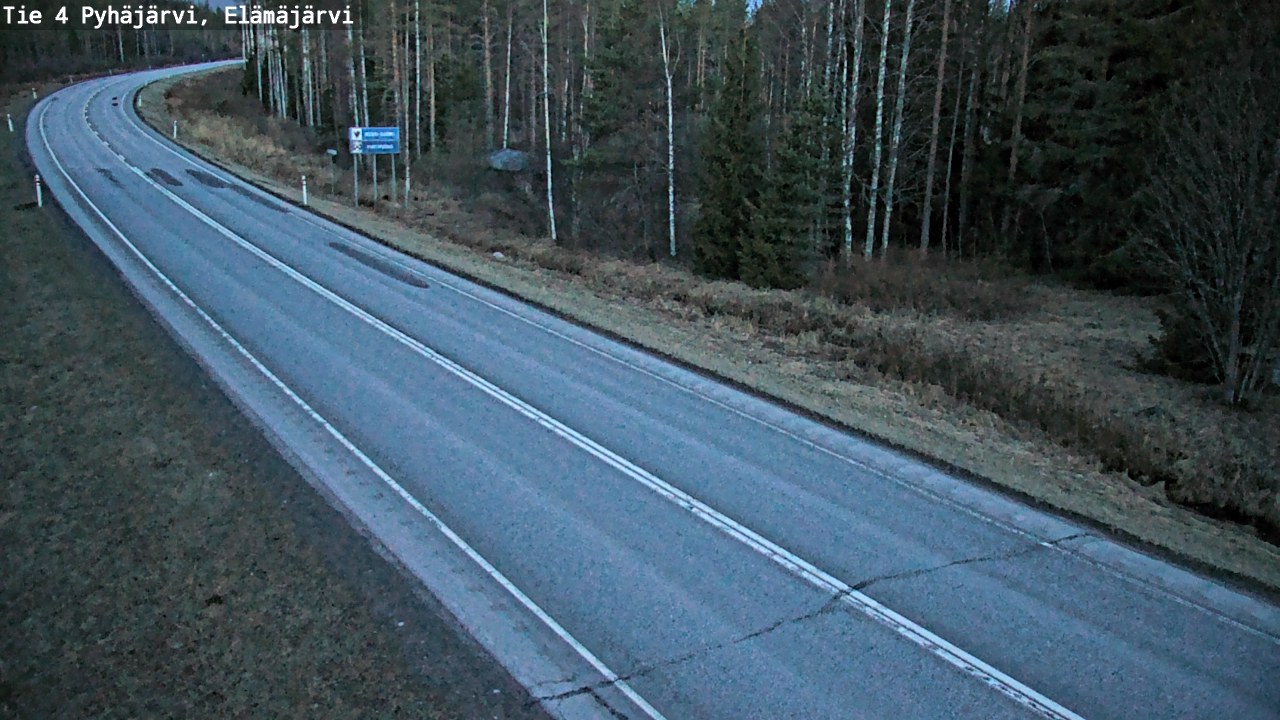 Weather Camera Image Road 4 Pyhäjärvi, Elämäjärvi, Pyhäjärvi, Pohjois-Pohjanmaa