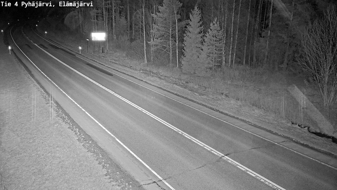 Weather Camera Image Road 4 Pyhäjärvi, Elämäjärvi, Pyhäjärvi, Pohjois-Pohjanmaa