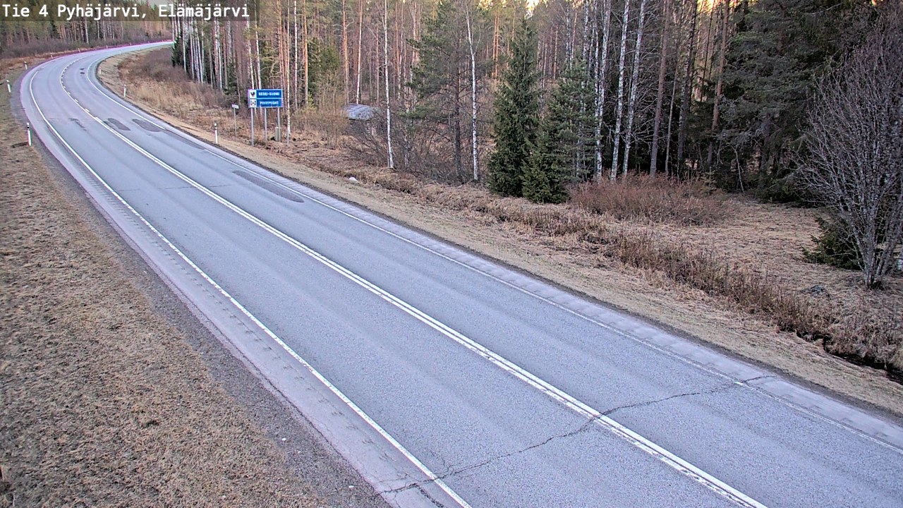 Weather Camera Image Road 4 Pyhäjärvi, Elämäjärvi, Pyhäjärvi, Pohjois-Pohjanmaa