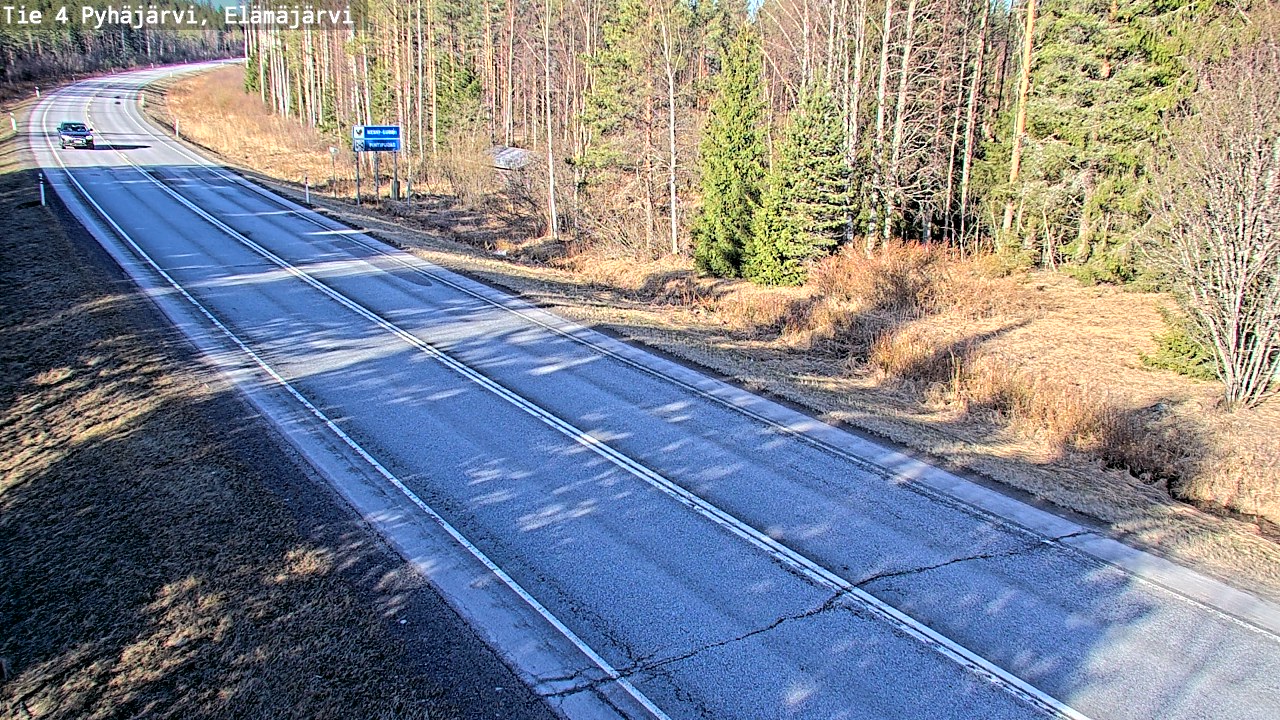 Weather Camera Image Road 4 Pyhäjärvi, Elämäjärvi, Pyhäjärvi, Pohjois-Pohjanmaa