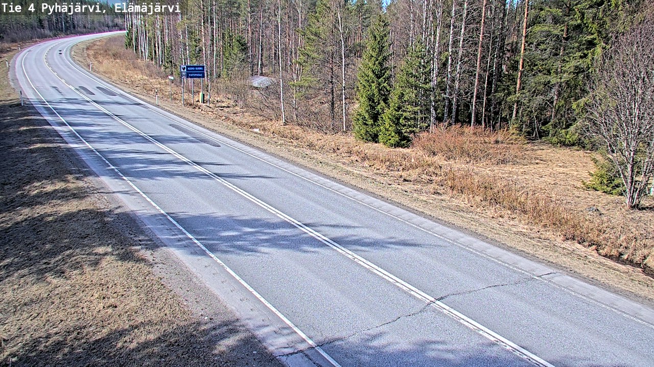 Weather Camera Image Road 4 Pyhäjärvi, Elämäjärvi, Pyhäjärvi, Pohjois-Pohjanmaa