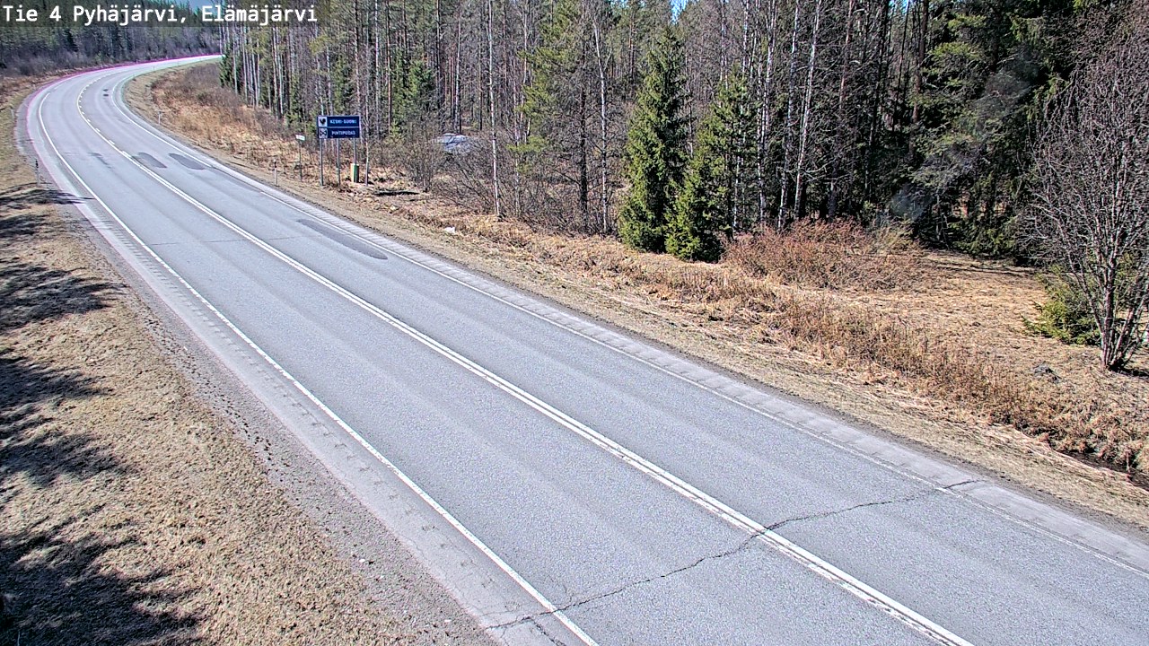 Weather Camera Image Road 4 Pyhäjärvi, Elämäjärvi, Pyhäjärvi, Pohjois-Pohjanmaa