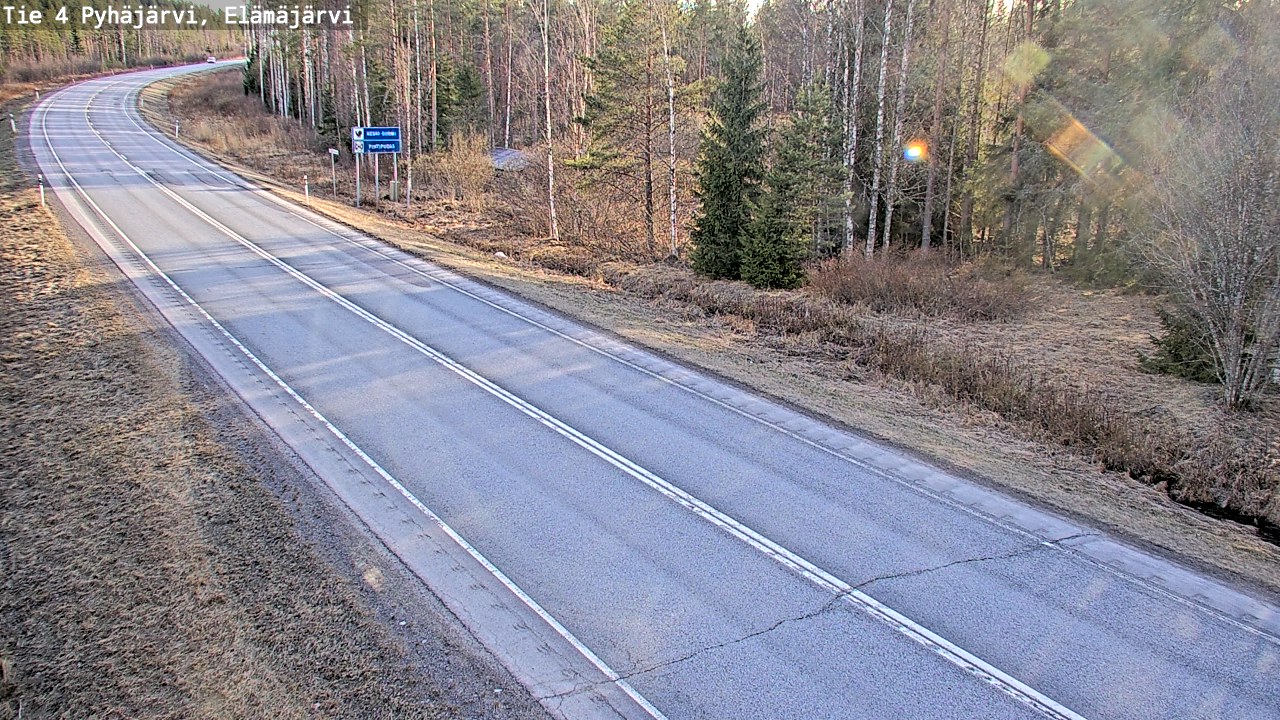 Weather Camera Image Road 4 Pyhäjärvi, Elämäjärvi, Pyhäjärvi, Pohjois-Pohjanmaa