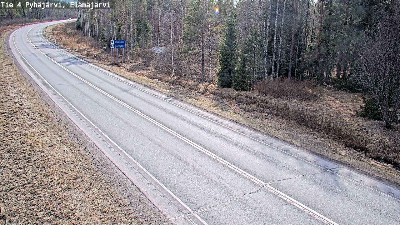 Weather Camera Image Road 4 Pyhäjärvi, Elämäjärvi, Pyhäjärvi, Pohjois-Pohjanmaa