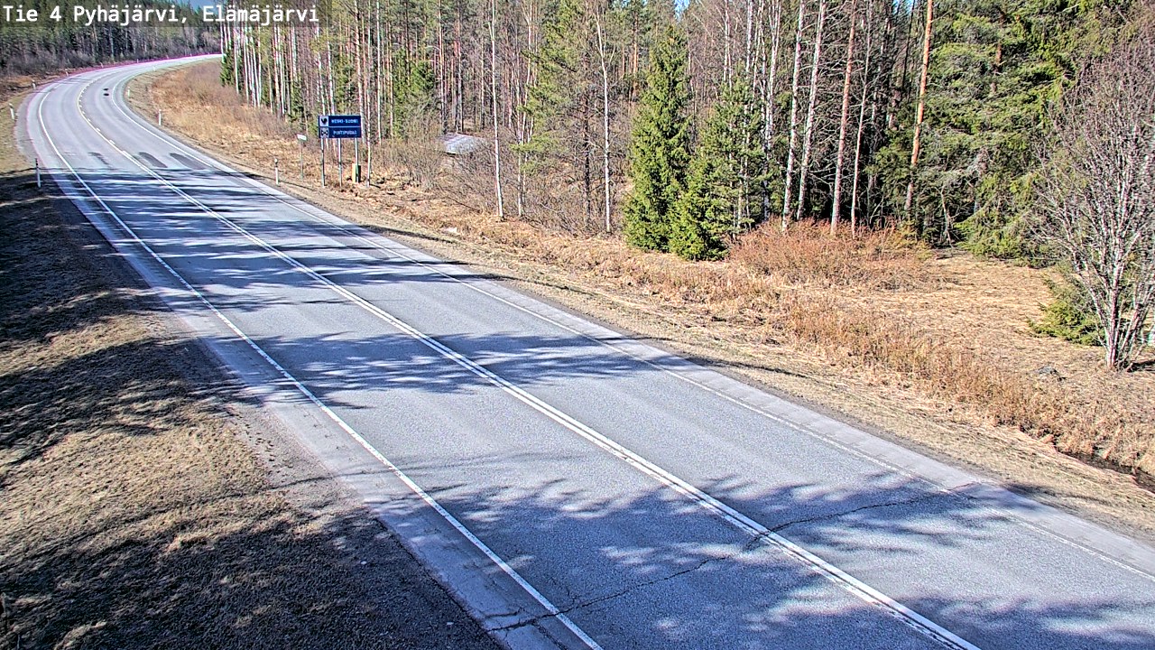 Weather Camera Image Road 4 Pyhäjärvi, Elämäjärvi, Pyhäjärvi, Pohjois-Pohjanmaa