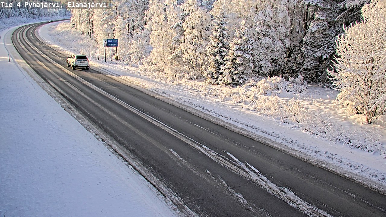 Weather Camera Image Road 4 Pyhäjärvi, Elämäjärvi, Pyhäjärvi, Pohjois-Pohjanmaa
