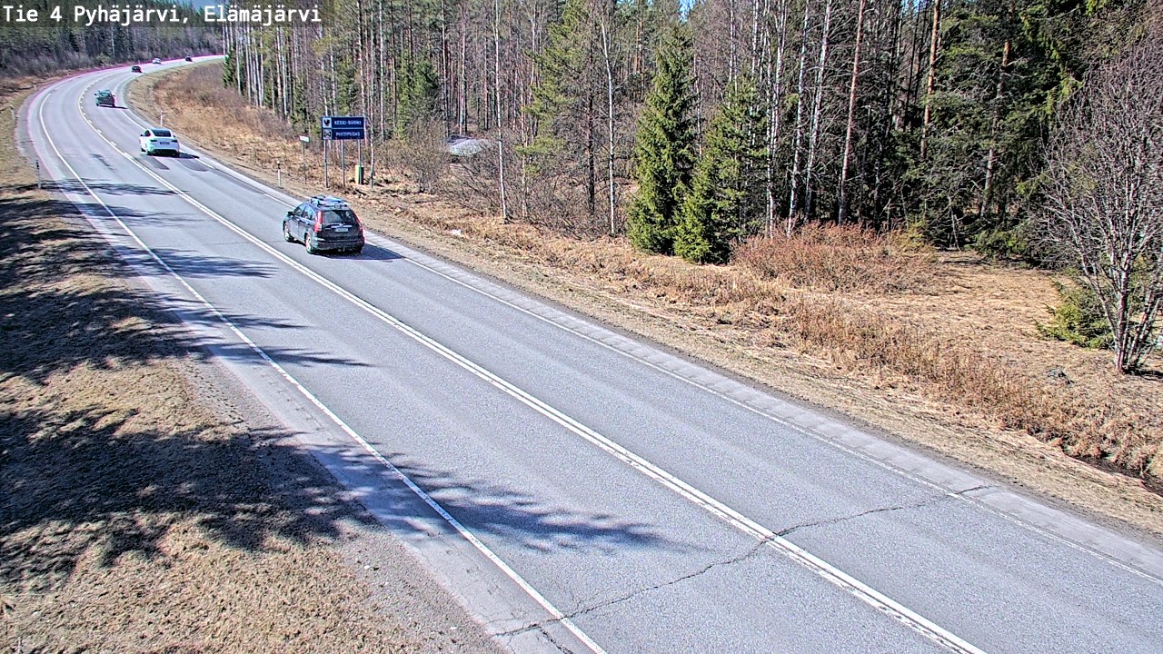 Weather Camera Image Road 4 Pyhäjärvi, Elämäjärvi, Pyhäjärvi, Pohjois-Pohjanmaa
