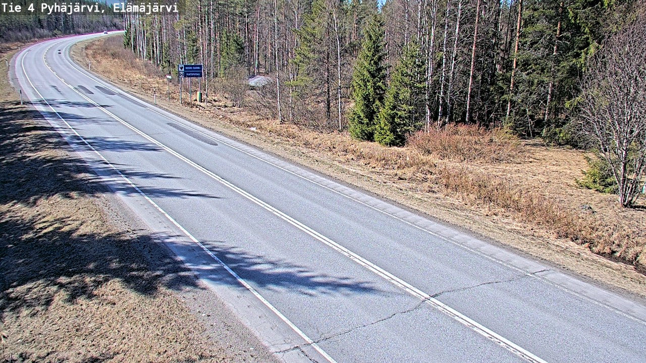 Weather Camera Image Road 4 Pyhäjärvi, Elämäjärvi, Pyhäjärvi, Pohjois-Pohjanmaa