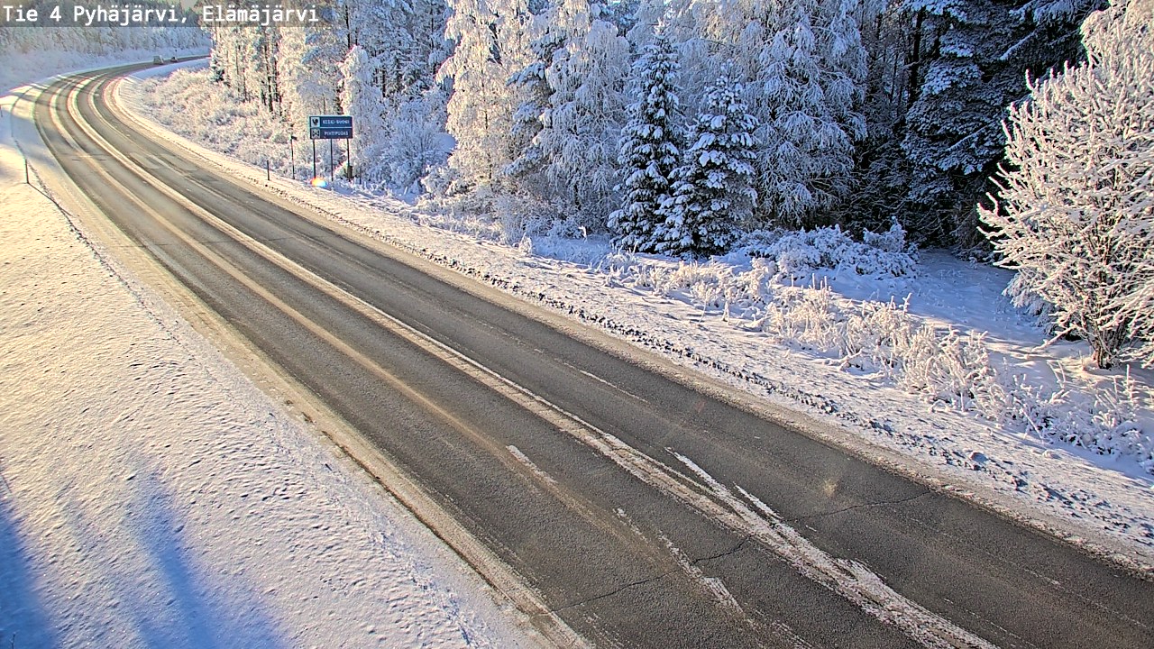 Weather Camera Image Road 4 Pyhäjärvi, Elämäjärvi, Pyhäjärvi, Pohjois-Pohjanmaa