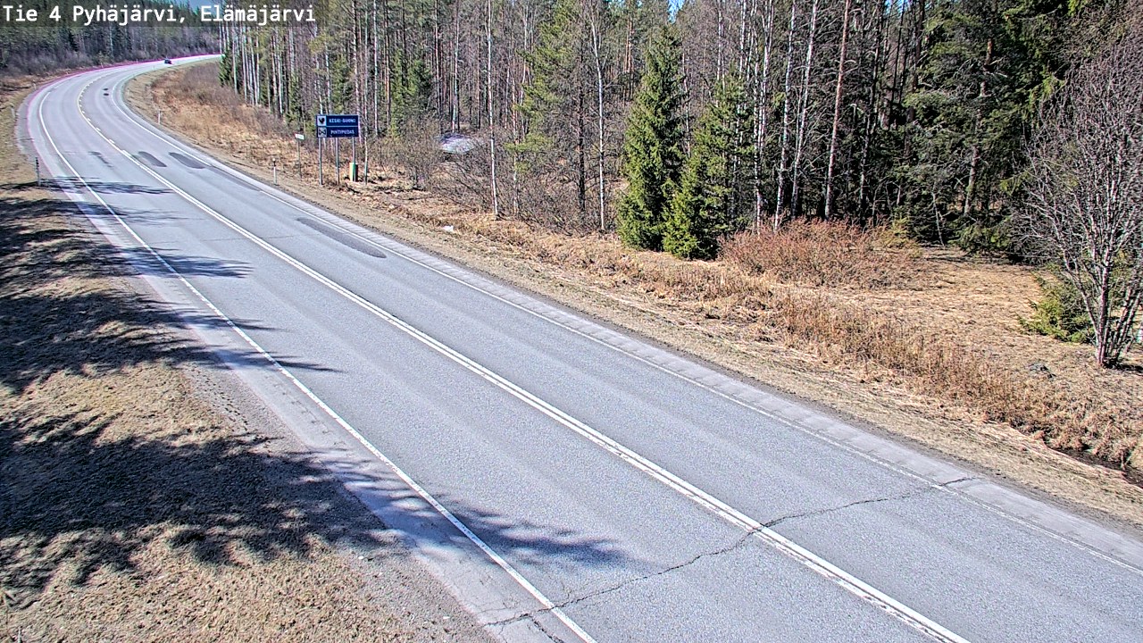 Weather Camera Image Road 4 Pyhäjärvi, Elämäjärvi, Pyhäjärvi, Pohjois-Pohjanmaa